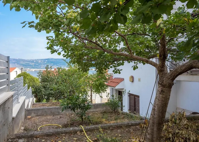 Slatine 13298f Trogir